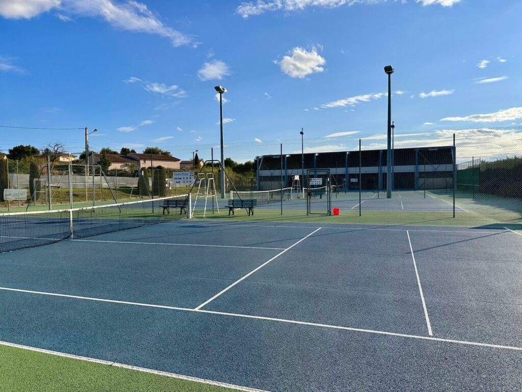 COURTS EXTERIEURS 3